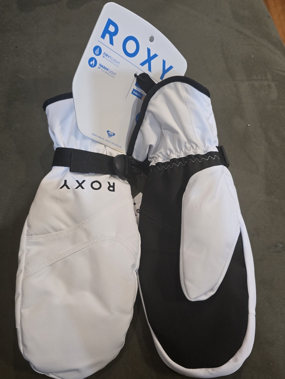 NWT Roxy White and Black Jetty Winter Mittens Size XL